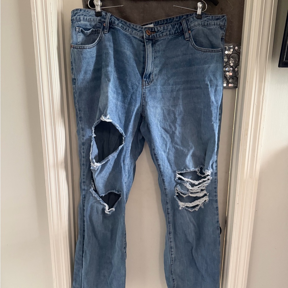 Fashion nova wide leg distressed jeans size 20